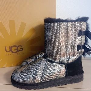 New Ugg Bailey Bow Holiday Boots